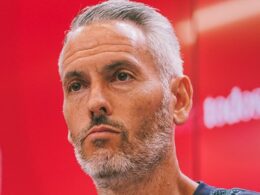 Carlos vicens preparado para a estreia oficial: "estou tranquilo, os jogadores assimilaram as ideias"