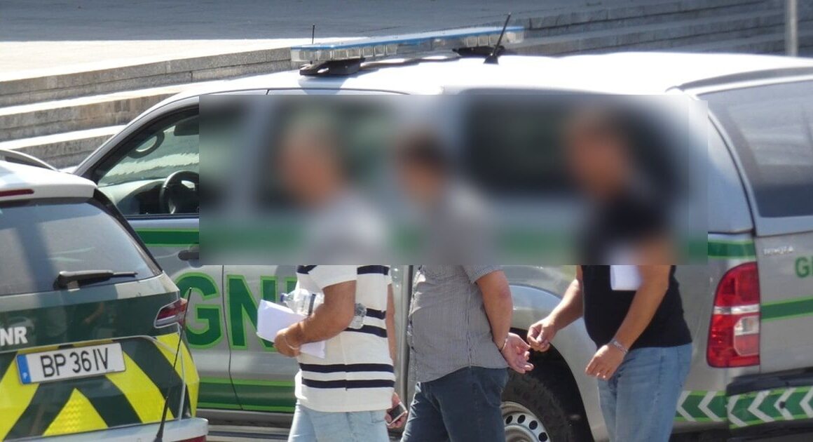 Vai para a cadeia por agredir os pais em braga