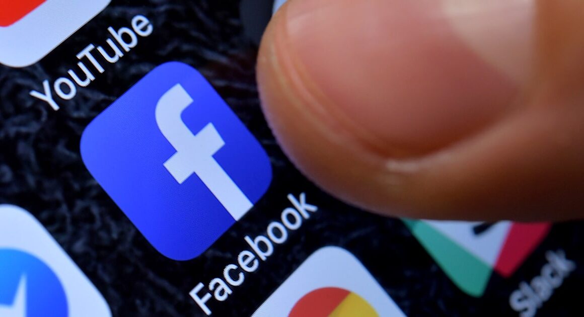 Facebook e instagram obrigam a escolher. Pagar 7,99 euros/mês ou ceder dados pessoais