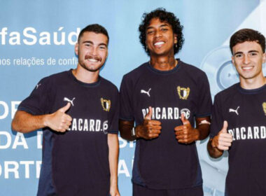 Famalicão dá pontapé de saída na nova época com 16 jogadores