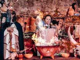 Beber queimada, saltar fogueiras e recuar 2. 000 anos em esposende