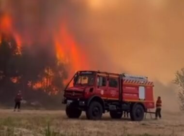Dez meios aéreos combatem incêndio no lindoso e duas aldeias na linha de fogo: "está muito complicado"