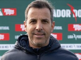 Treinador de guimarães vai para o kuwait