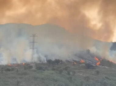 Sem meios aéreos, aumenta intensidade e preocupação no incêndio em ponte de lima