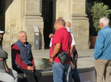 Portugueses só aguentam 2,5 segundos sem falar numa conversa