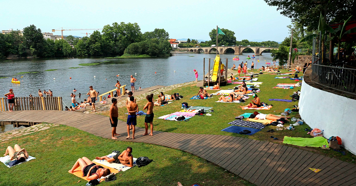 Máxima de 38 graus e noite tropical em braga (mas depois começa a ficar mais fresco)