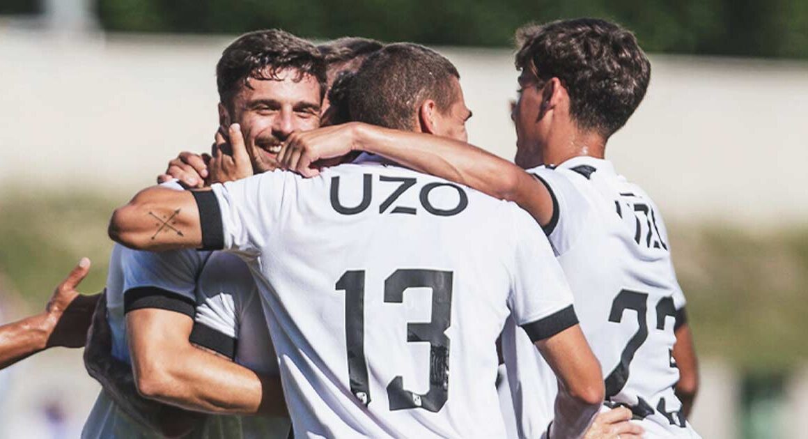 Vitória sc ganha 10-0 em teste de pré-época