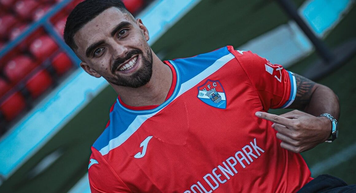 Gil vicente contrata médio zé carlos ao vitória sc