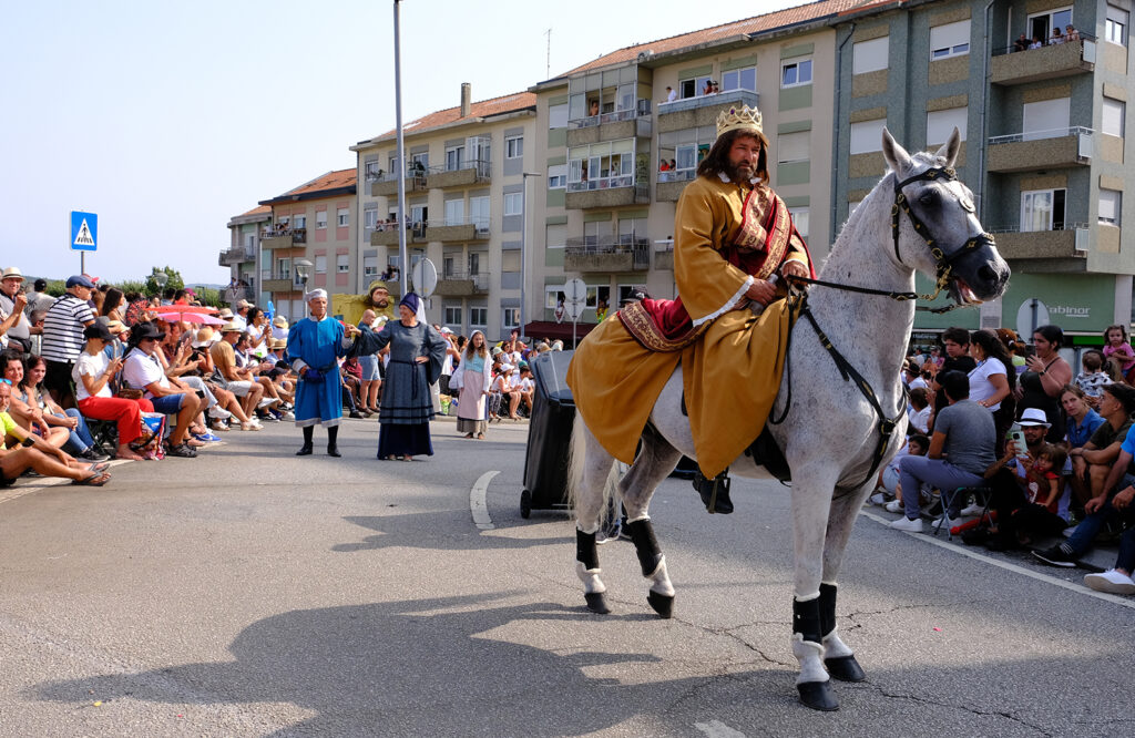 Viana: o cortejo histórico da romaria d'agonia em 56 fotografias 9 Viana: o cortejo histórico da romaria d'agonia em 56 fotografias