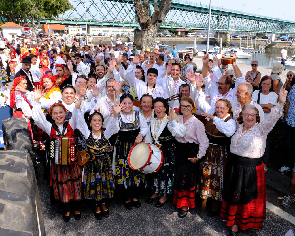 Viana: o cortejo histórico da romaria d'agonia em 56 fotografias 19 Viana: o cortejo histórico da romaria d'agonia em 56 fotografias
