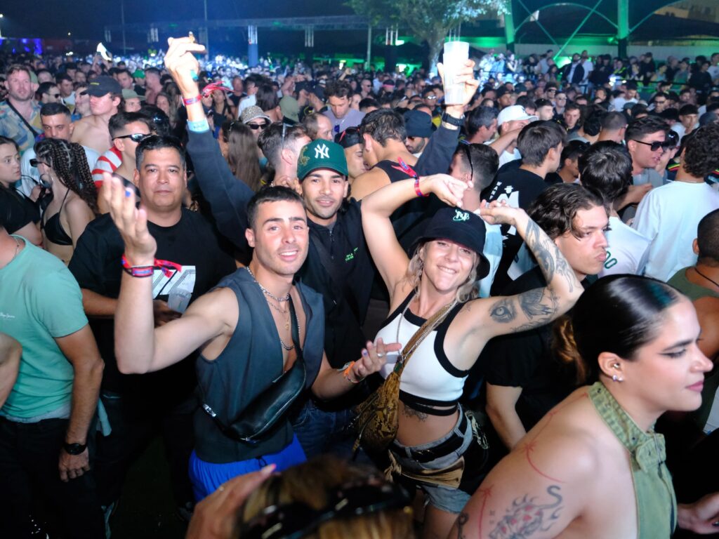 Foi assim a primeira noite do neopop em viana 18 Foi assim a primeira noite do neopop em viana