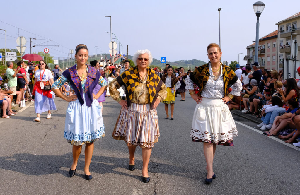 Viana: o cortejo histórico da romaria d'agonia em 56 fotografias 21 Viana: o cortejo histórico da romaria d'agonia em 56 fotografias