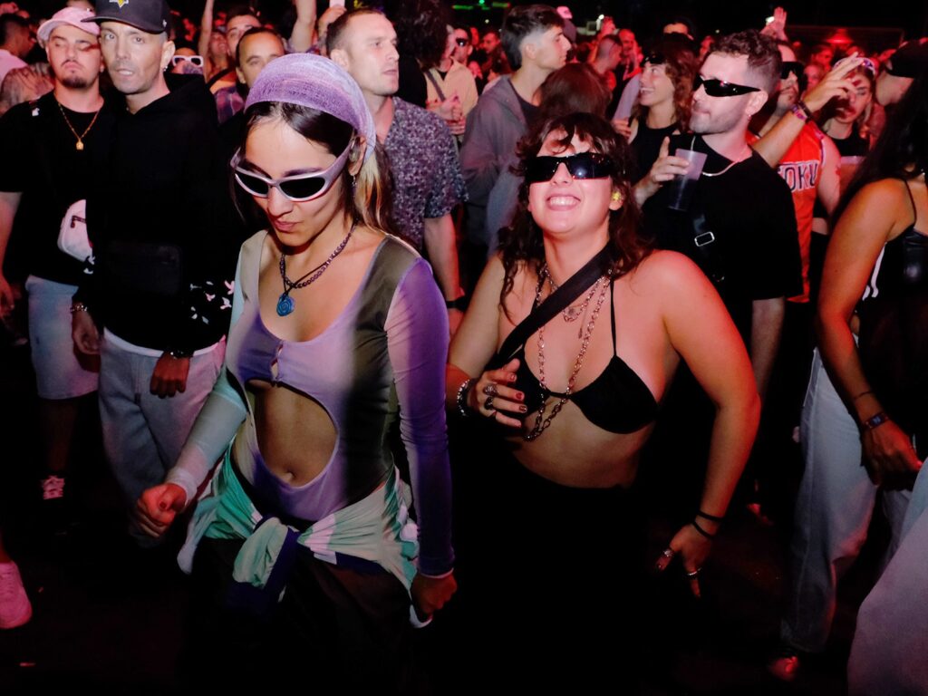 Foi assim a primeira noite do neopop em viana 19 Foi assim a primeira noite do neopop em viana