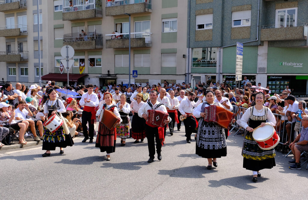 Viana: o cortejo histórico da romaria d'agonia em 56 fotografias 32 Viana: o cortejo histórico da romaria d'agonia em 56 fotografias