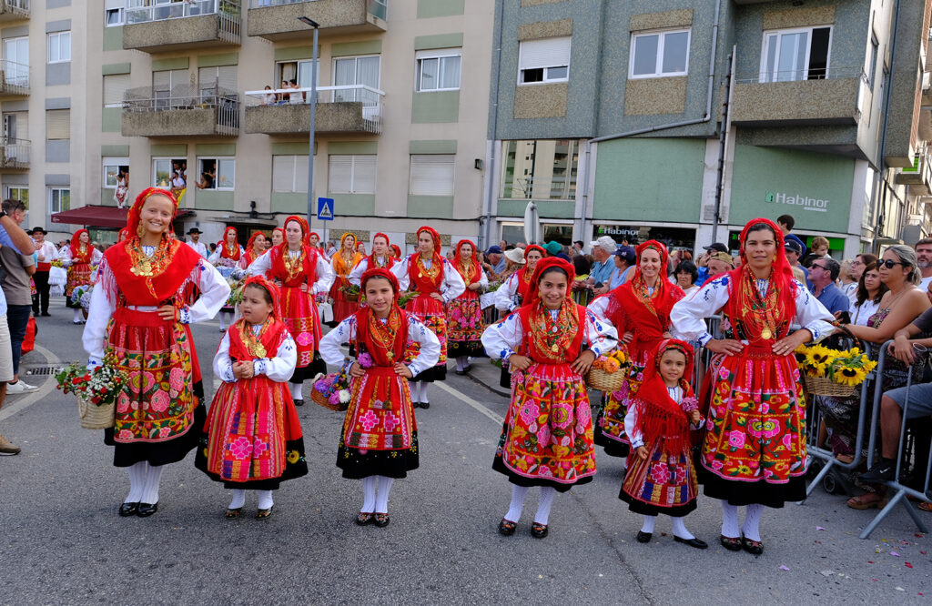 Viana: o cortejo histórico da romaria d'agonia em 56 fotografias 38 Viana: o cortejo histórico da romaria d'agonia em 56 fotografias