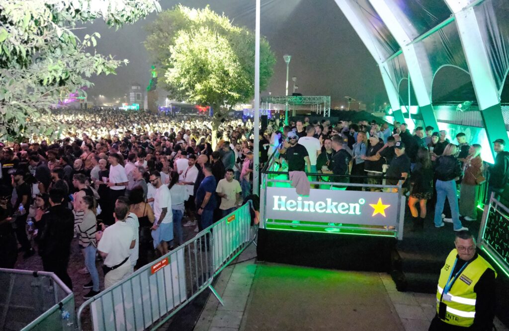 Foi assim a primeira noite do neopop em viana 24 Foi assim a primeira noite do neopop em viana