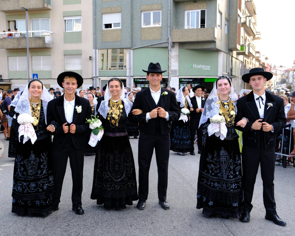 Viana: o cortejo histórico da romaria d'agonia em 56 fotografias 45 Viana: o cortejo histórico da romaria d'agonia em 56 fotografias