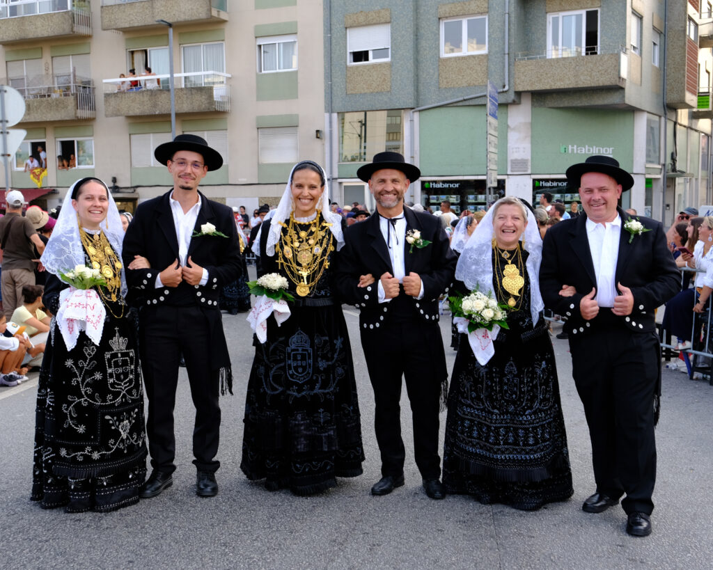 Viana: o cortejo histórico da romaria d'agonia em 56 fotografias 46 Viana: o cortejo histórico da romaria d'agonia em 56 fotografias