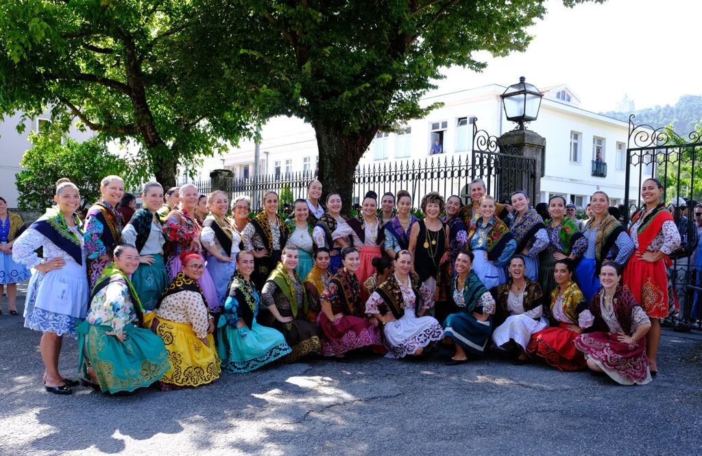 Viana: assim foi o desfile da mordomia na romaria d'agonia 10 Viana: assim foi o desfile da mordomia na romaria d'agonia