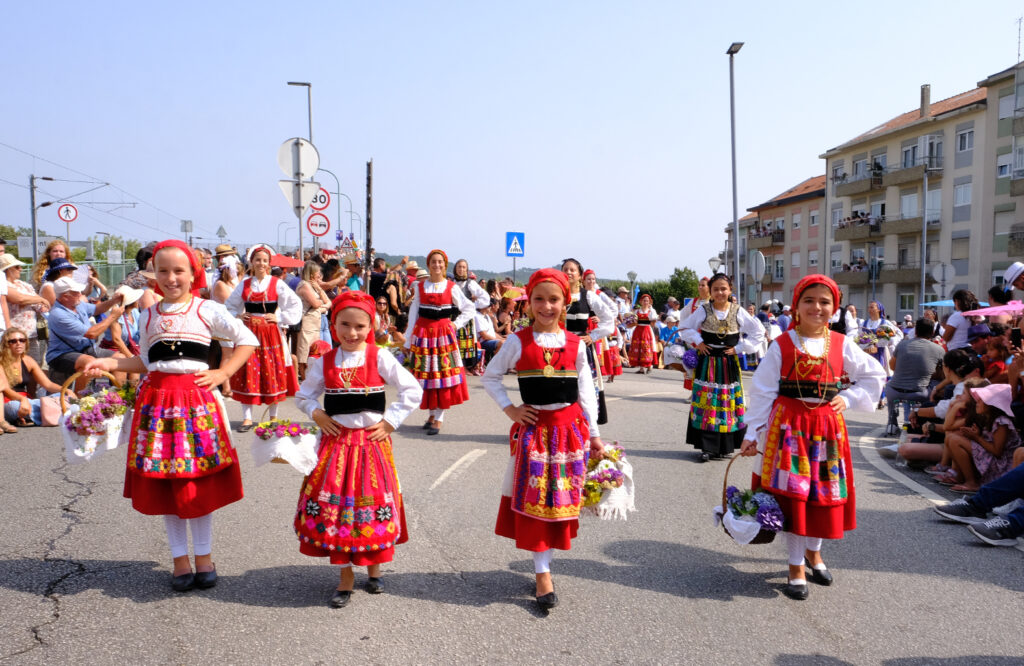 Viana: o cortejo histórico da romaria d'agonia em 56 fotografias 61 Viana: o cortejo histórico da romaria d'agonia em 56 fotografias