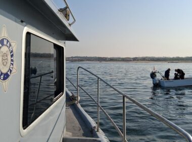 Embarcação apanhada a pescar polvo fora da época ao largo da póvoa de varzim e vila do conde
