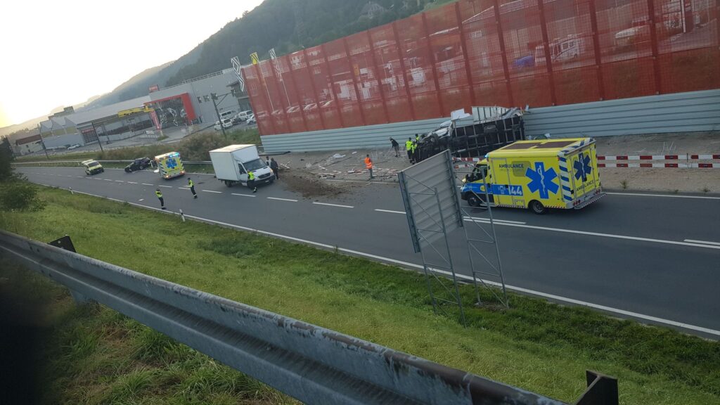 Emigrante de arcos de valdevez que morreu num acidente na suíça vai a sepultar no domingo 6 Emigrante de arcos de valdevez que morreu num acidente na suíça vai a sepultar no domingo