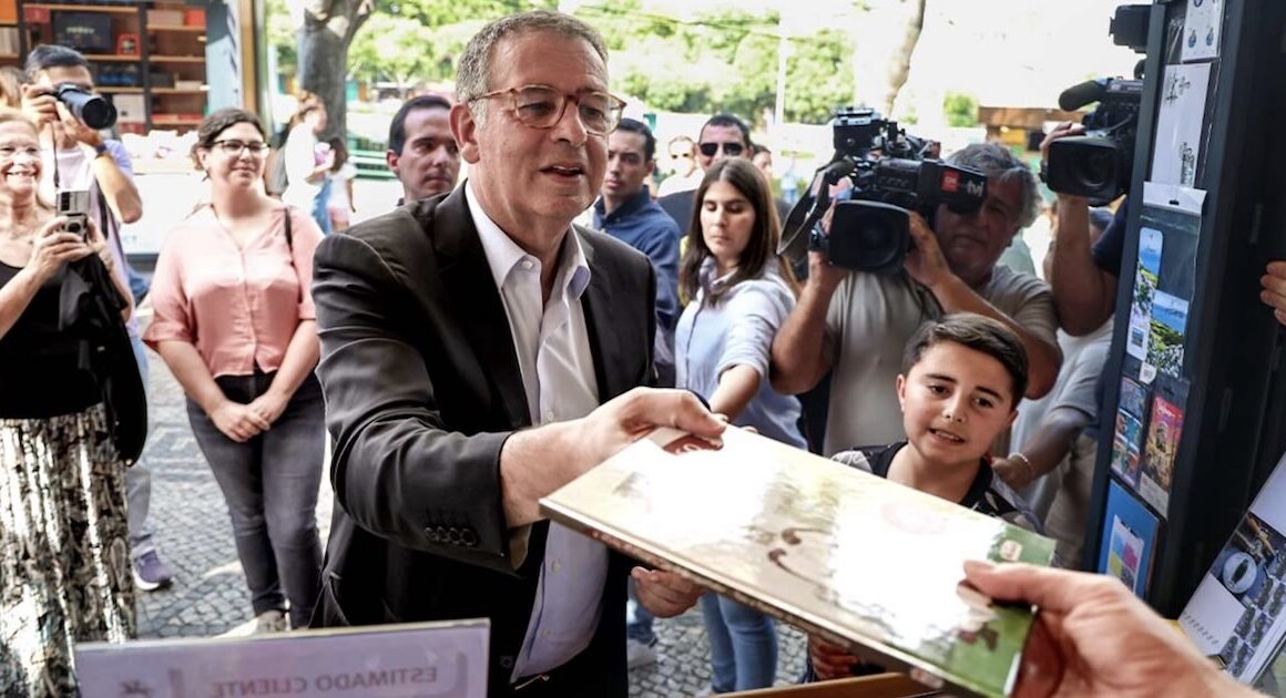 António josé seguro anda hoje por celorico de basto