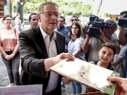 António josé seguro anda hoje por celorico de basto