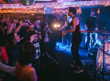 Festival esteoeste em braga esta semana com bed legs e homem em catarse
