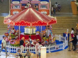 "bragalândia". Escadaria do braga parque ganhou uma "mini feira popular"
