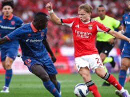 Benfica segue na 'champions' e vai apanhar mourinho