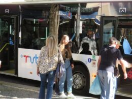 "não podemos querer que as pessoas andem autocarro, quando eles estão presos no trânsito"