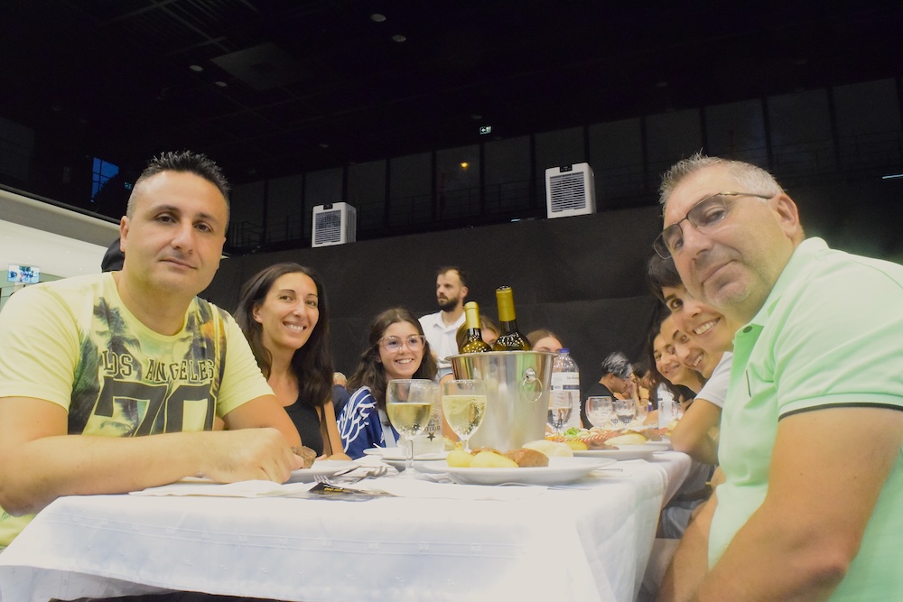 Mais de 500 emigrantes e descendentes juntaram-se em fafe: “exploraram-me muito em frança”