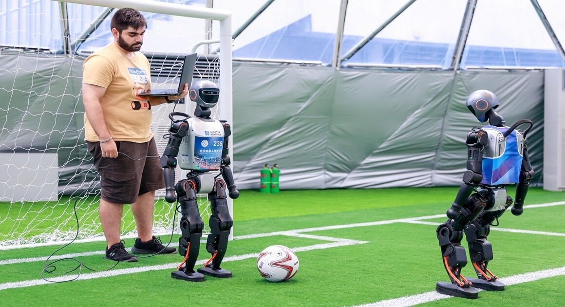 Uminho representa portugal no mundial de futebol de robôs humanoides na china