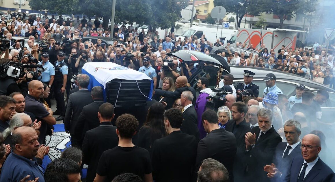 Futebol português despede-se de jorge costa num funeral marcado pela emoção