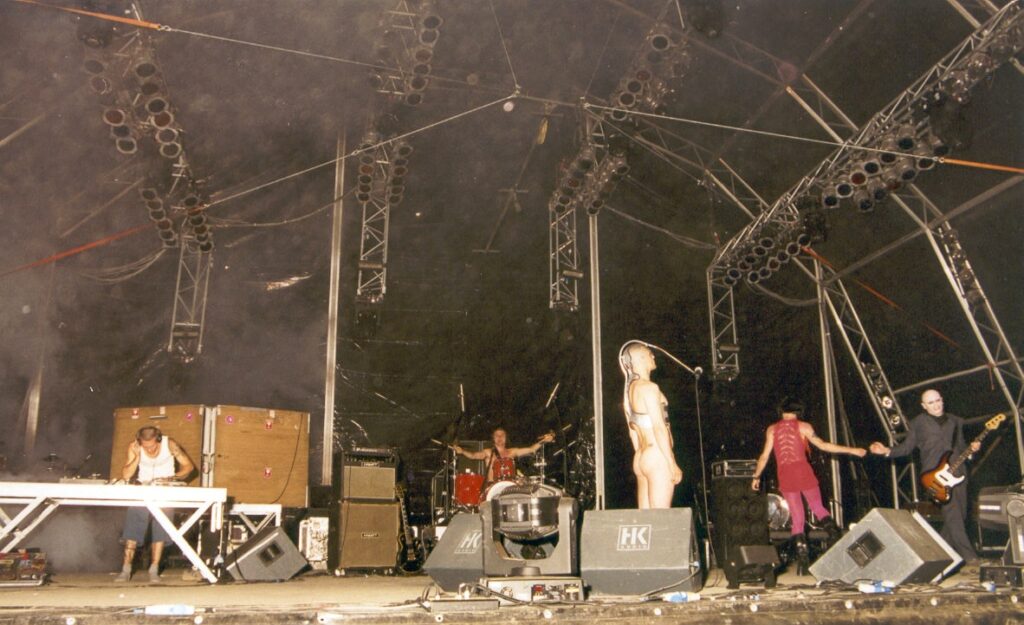 25 anos do 1. º festival de arcos de valdevez: foi um "desastre" financeiro mas "marcou uma geração"