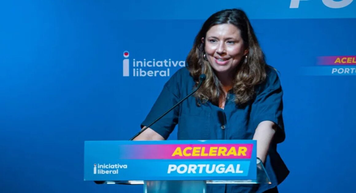 Il quer que lei dos estrangeiros entre em vigor “o mais depressa possível”