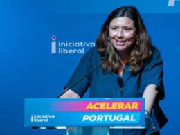 Il quer que lei dos estrangeiros entre em vigor “o mais depressa possível”