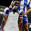Vitória perde contra o fc porto no dragão