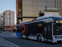 Jovens com autocarro grátis em braga e piscinas grátis em vila verde e em famalicão na terça-feira