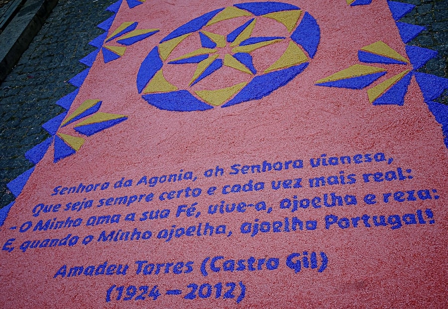Viana acordou embelezada com os tapetes de sal