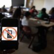 Lei promulgada. Vai ser mesmo proibido usar telemóvel nas escolas até ao 6. º ano