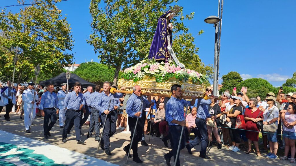 Foi assim a impressionante procissão ao mar em viana do castelo