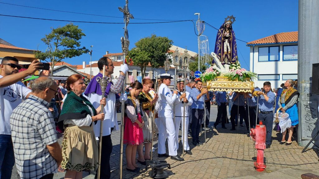 Foi assim a impressionante procissão ao mar em viana do castelo
