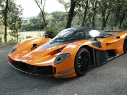 Primeiro supercarro português mostra-se no festival do caramulo