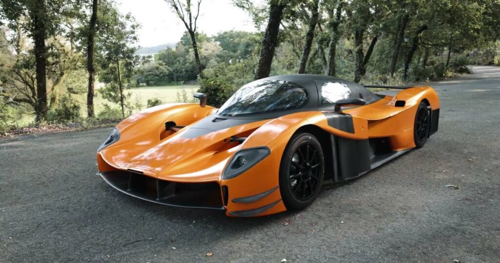 Primeiro supercarro português mostra-se no festival do caramulo