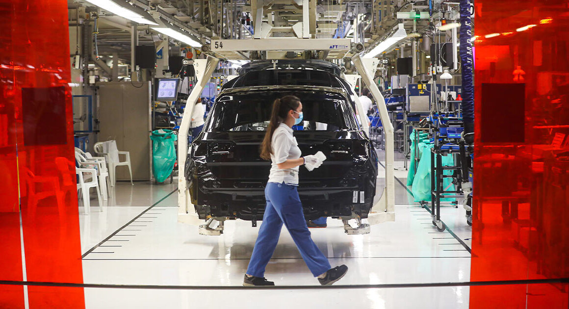 Governo quer apoiar em 30 milhões investimento da autoeuropa em descarbonização