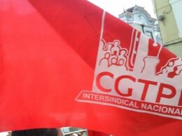 Propostas do governo para maternidade demonstram "enorme insensibilidade social"