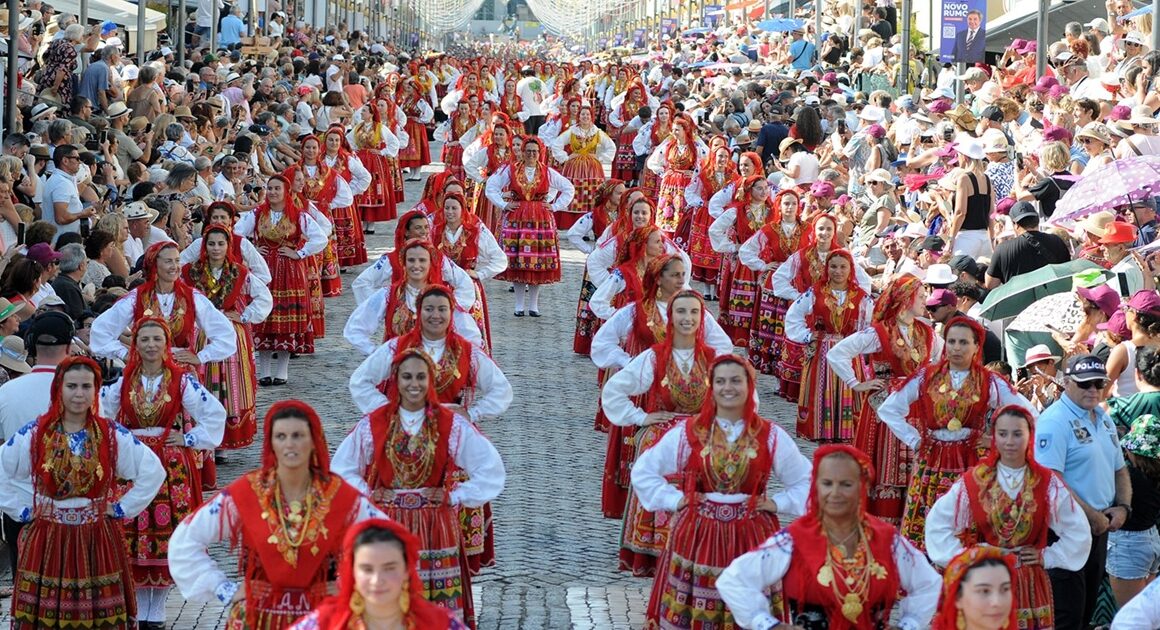 Viana: assim foi o desfile da mordomia na romaria d'agonia