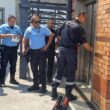 Sete pessoas apanham susto no elevador junto à estação de viana